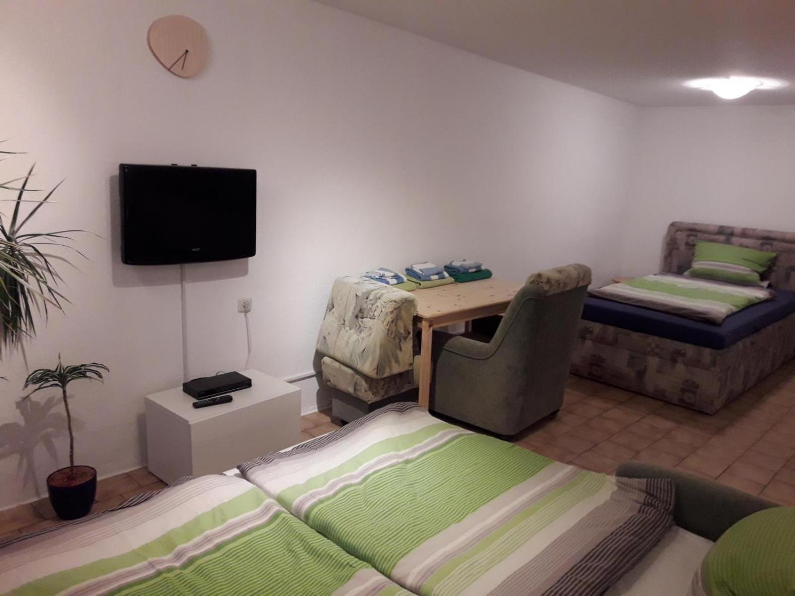 Kleine Ferienwohnung Am Stadtrand Von Лейпциг Экстерьер фото