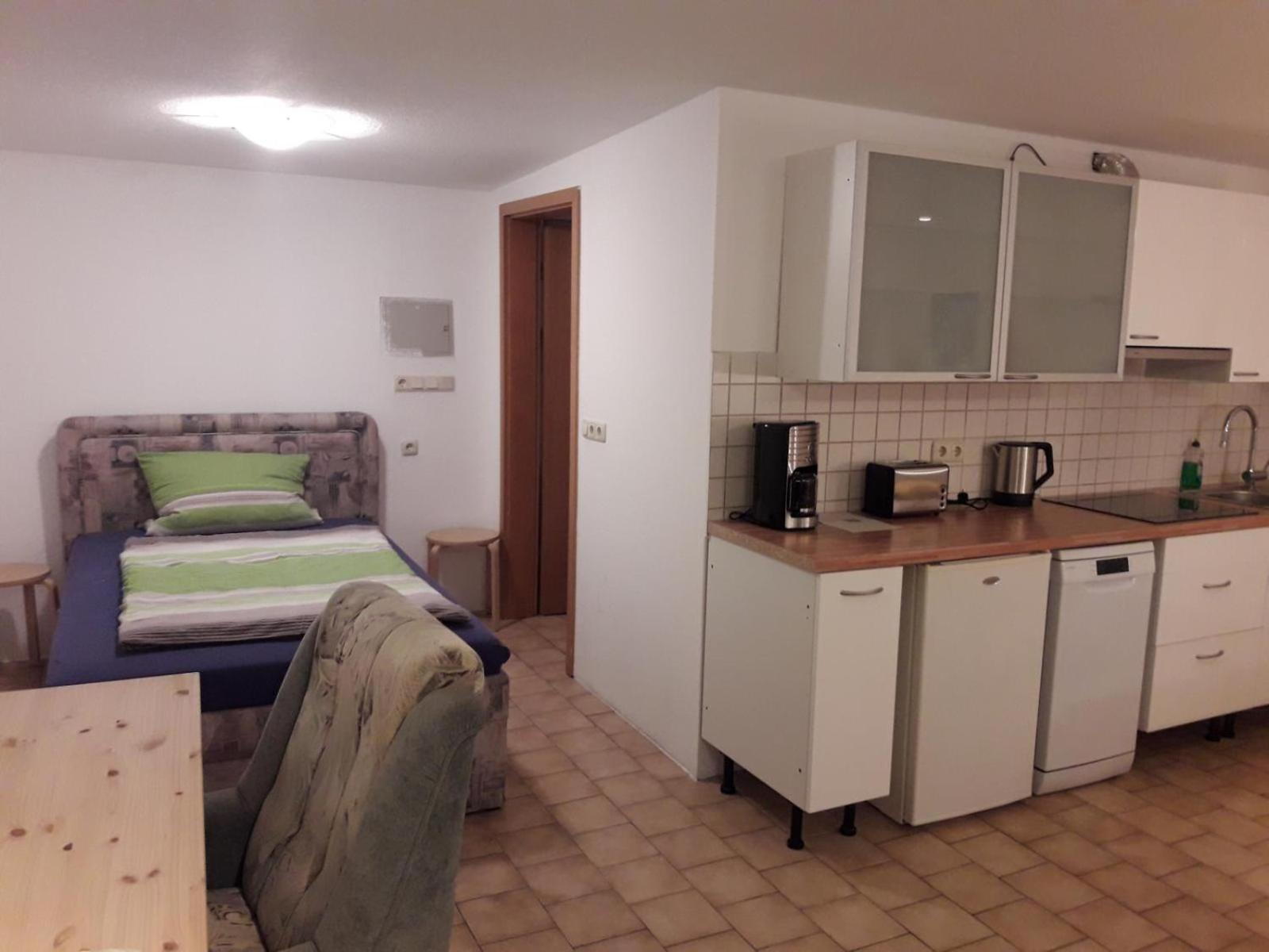 Kleine Ferienwohnung Am Stadtrand Von Лейпциг Экстерьер фото
